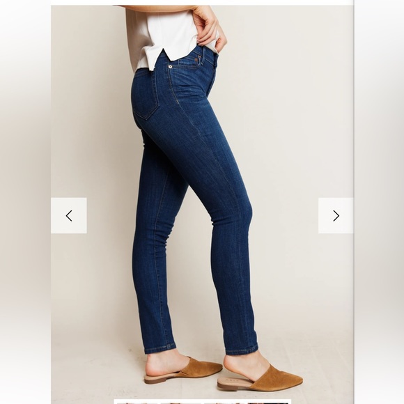 Able The Clarissa High Rise Jeans - Picture 2 of 10